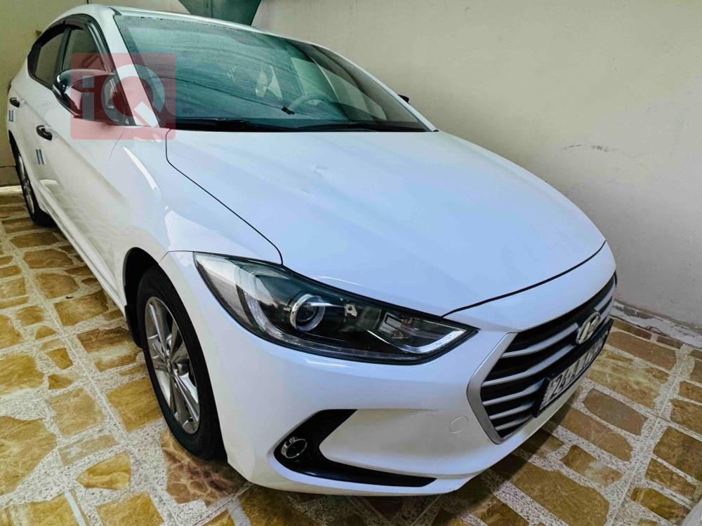هیوندای ئەلەنترا